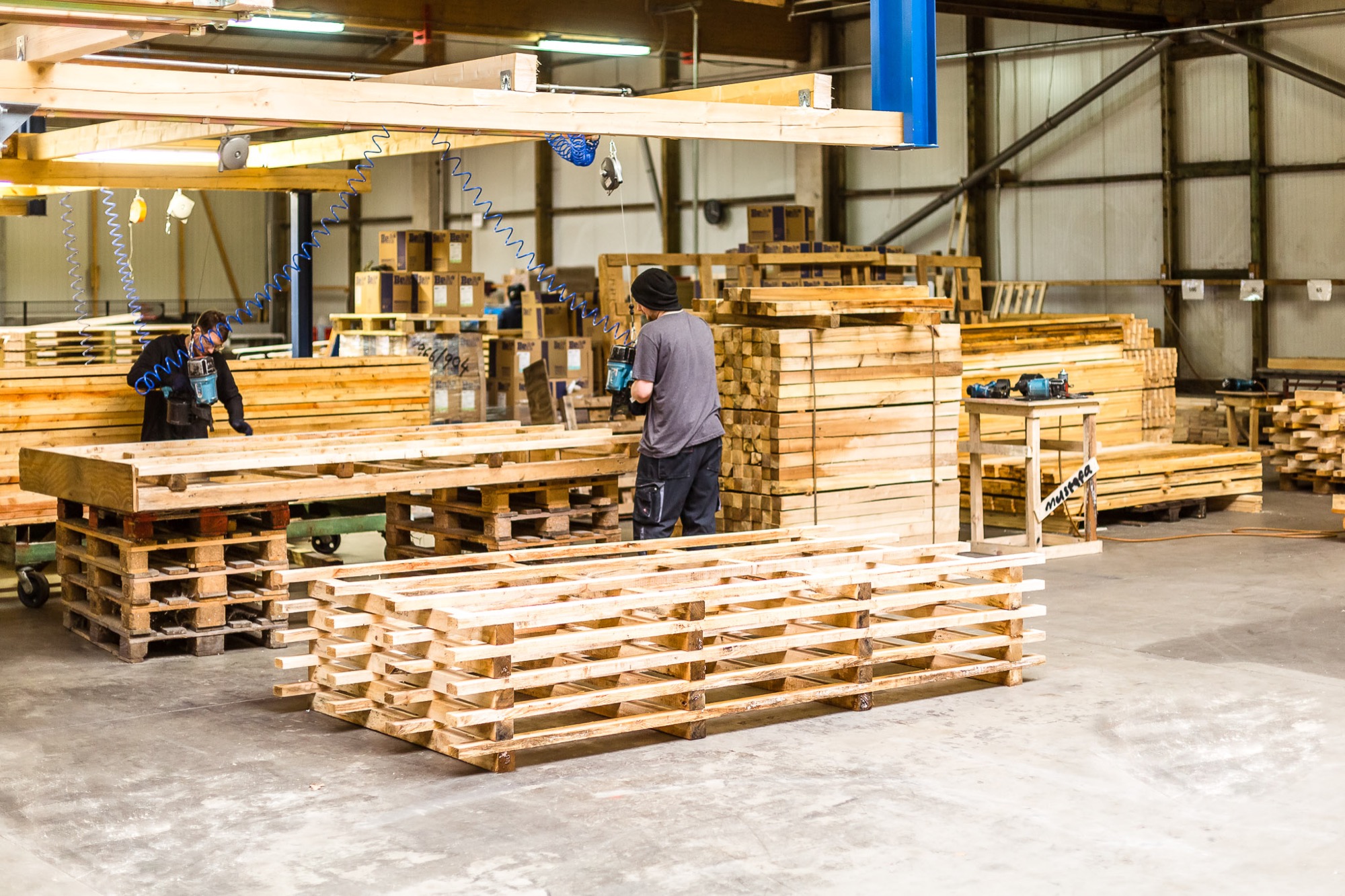 Bild zum Thema Palettenfertigung