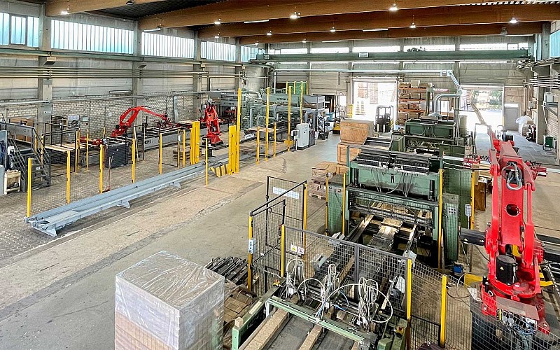 Bild der Verarbeitungshalle von HolzTeam Esser